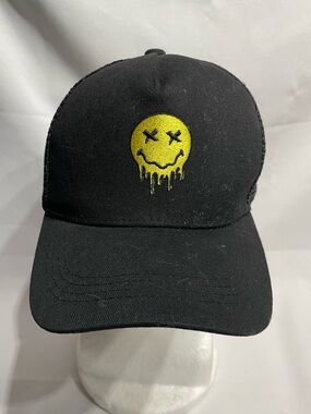 Men’s One Size Snap Back Black Baseball Hat Cap with Drippy Smiley Face GUC